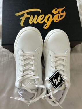 Fuego Dance Sneaker White Low Top Size 6.5 New with Tag